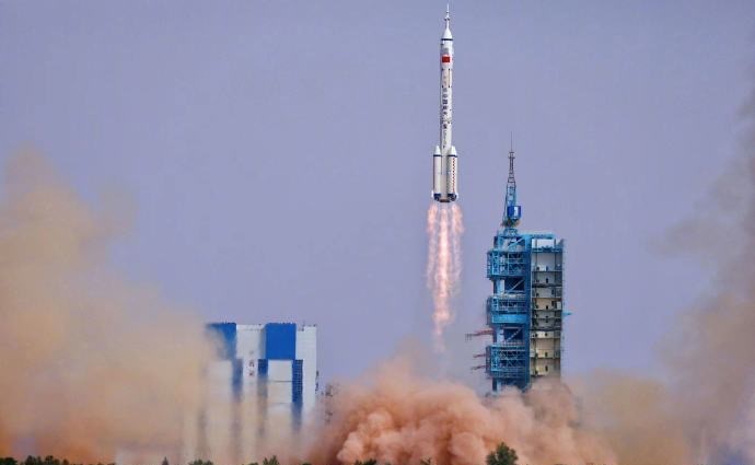 中國太空船「神舟十六號」發射升空成功