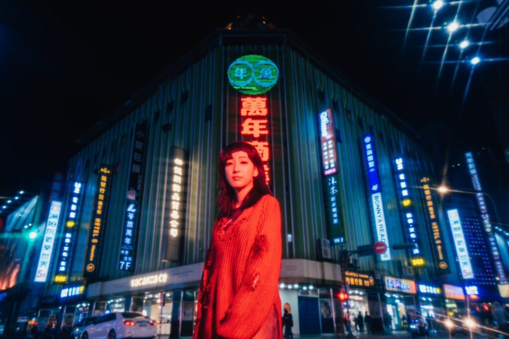 日本樂團MAX’N女主唱YUKINO「人間不耐」漫遊臺灣城市，臺日合作單曲《人間不耐症候群》即將登場