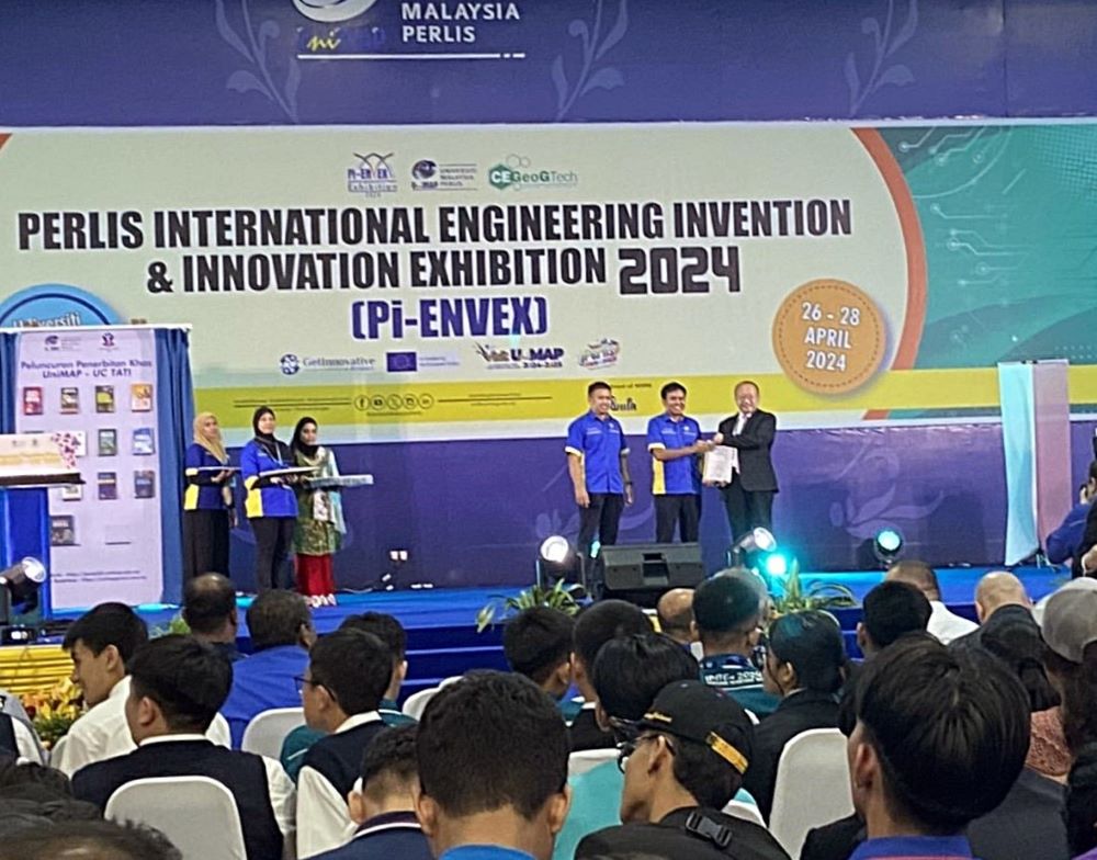 馬來西亞PiENVEX國際工程創新發明展   龍華科大林宗新團隊奪金